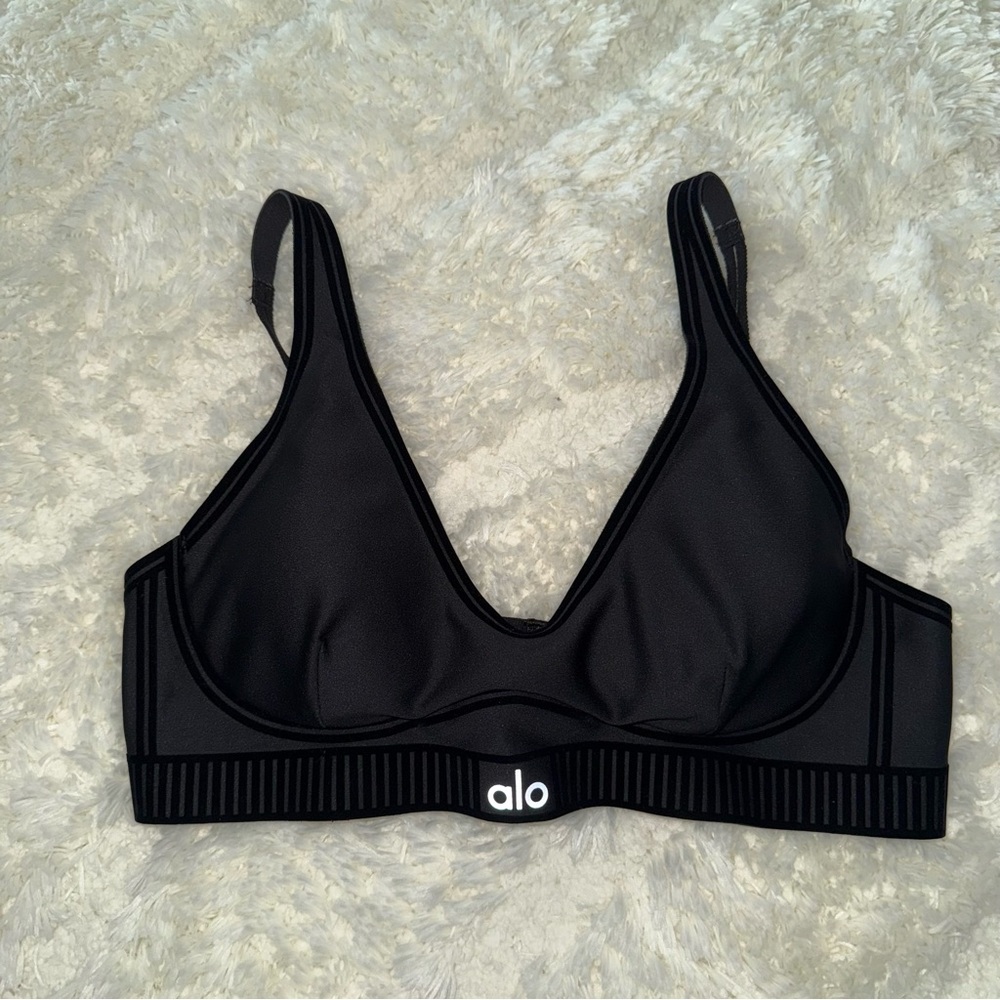 ALO Yoga Black Sports Bra